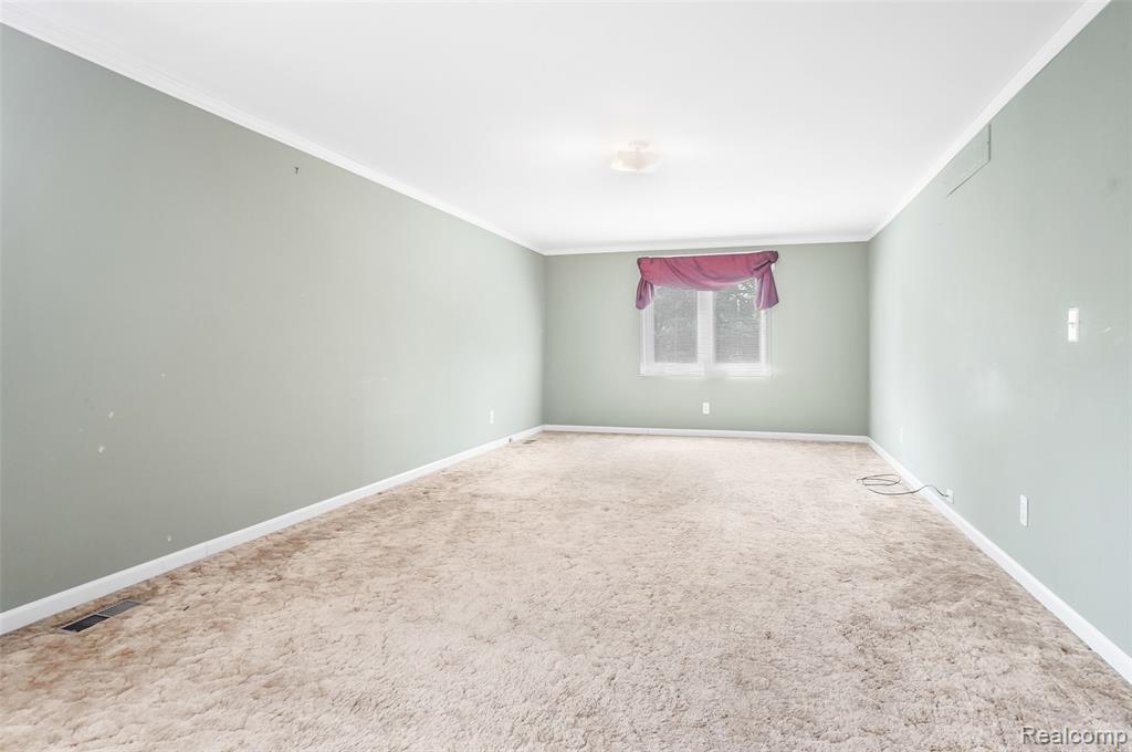 822 Keaton Drive, Troy, MI 48098 — Photo 14