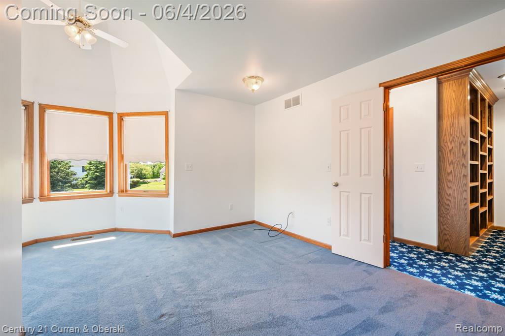 53375 Martha Lane, Northville, MI 48167 — Photo 45