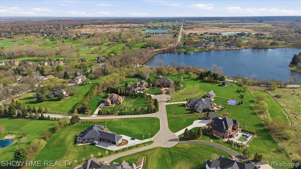 69225 Lake Point Court, Romeo, MI 48065 — Photo 14