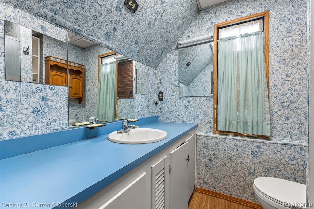 7502 Coolidge, Center Line, MI 48015 — Photo 31