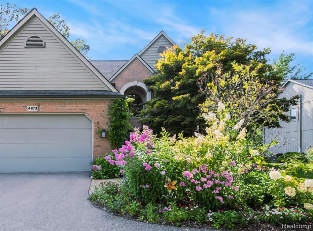 4973 Parview Drive, Clarkston, MI — Photo 4