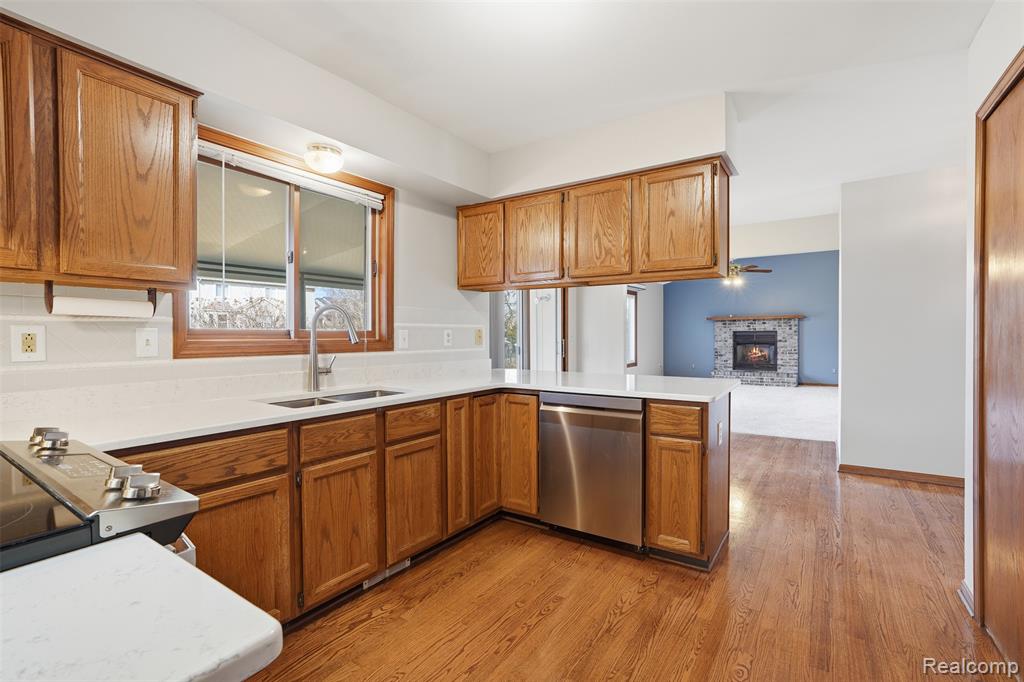1883 Willowicke Drive, Wixom, MI 48393 — Photo 6