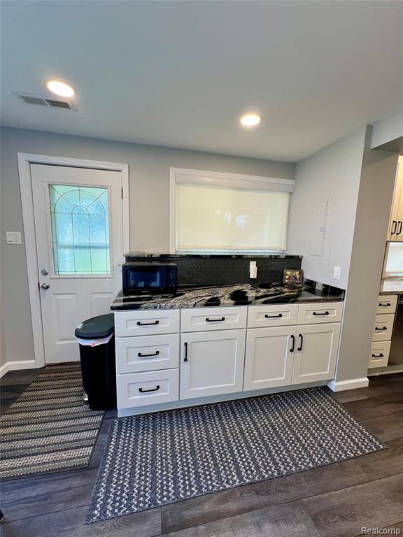 5206 Oak Park Drive, Clarkston, MI — Photo 15