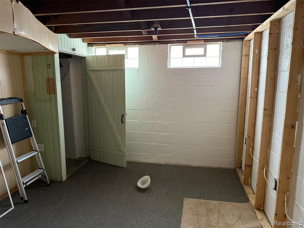 8060 Standard, Center Line, MI 48015 — Photo 28