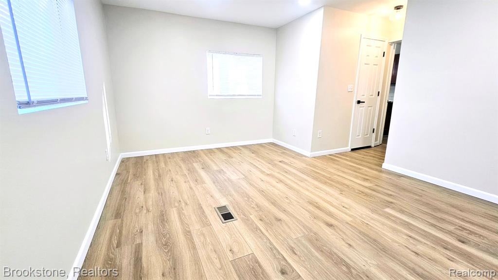 19338 Murray Hill Street, Detroit, MI 48235 — Photo 18