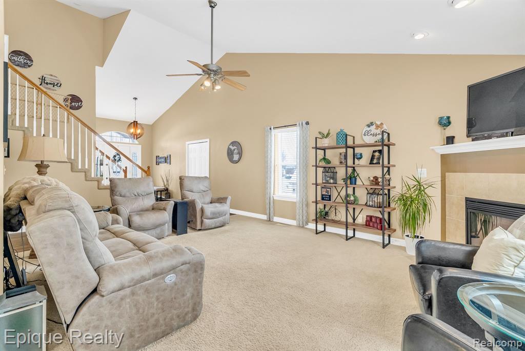 8459 Cranbrook Drive, Grand Blanc, MI 48439 — Photo 11