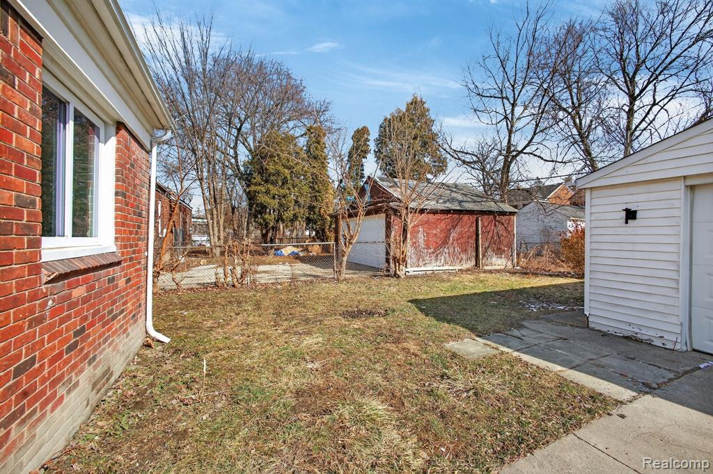 9988 Somerset Avenue, Detroit, MI 48224 — Photo 23