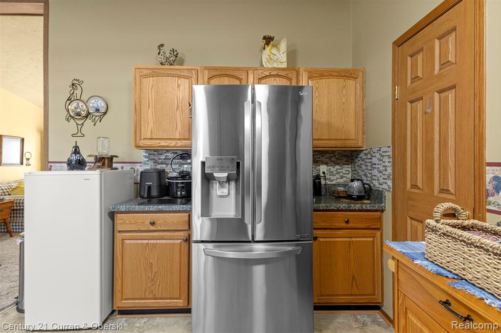 7455 Elliott Lane, Ypsilanti, MI 48197 — Photo 11