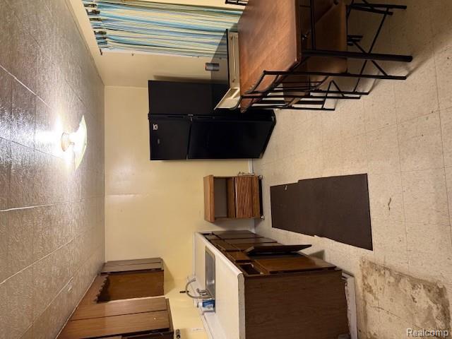 111 Burke Street, River Rouge, MI 48218 — Photo 3