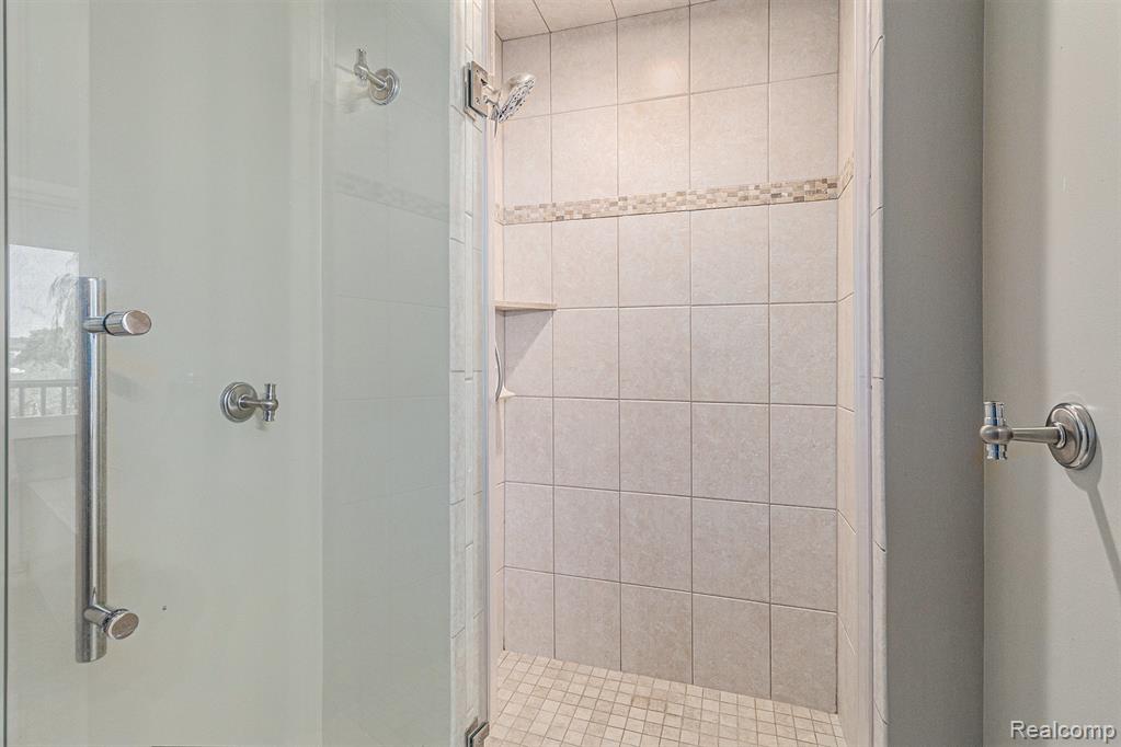 2145 Helmsford Drive, Wolverine Lake, MI 48390 — Photo 30