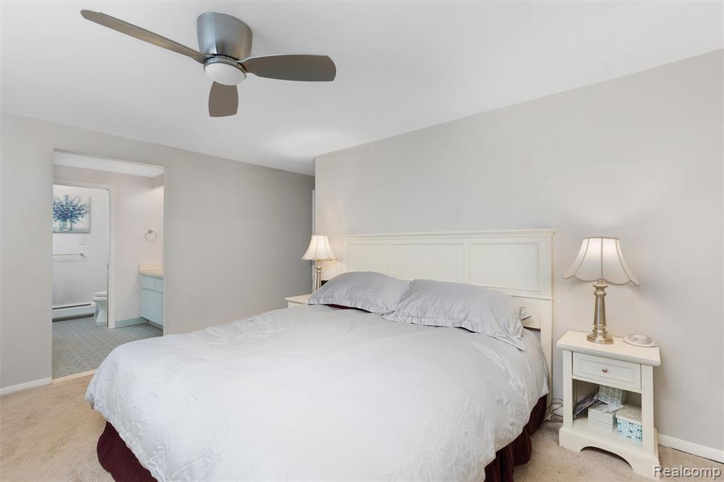 25376 Lyncastle Street, Farmington, MI, 48336