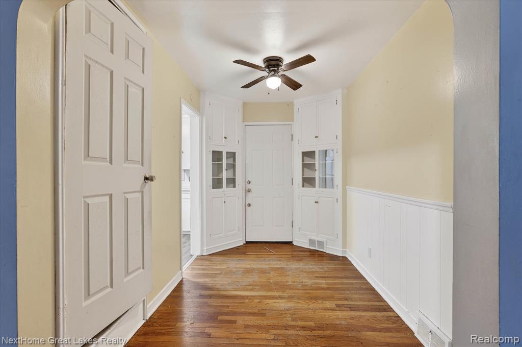 812 Barney Avenue, Flint, MI 48503 — Photo 7