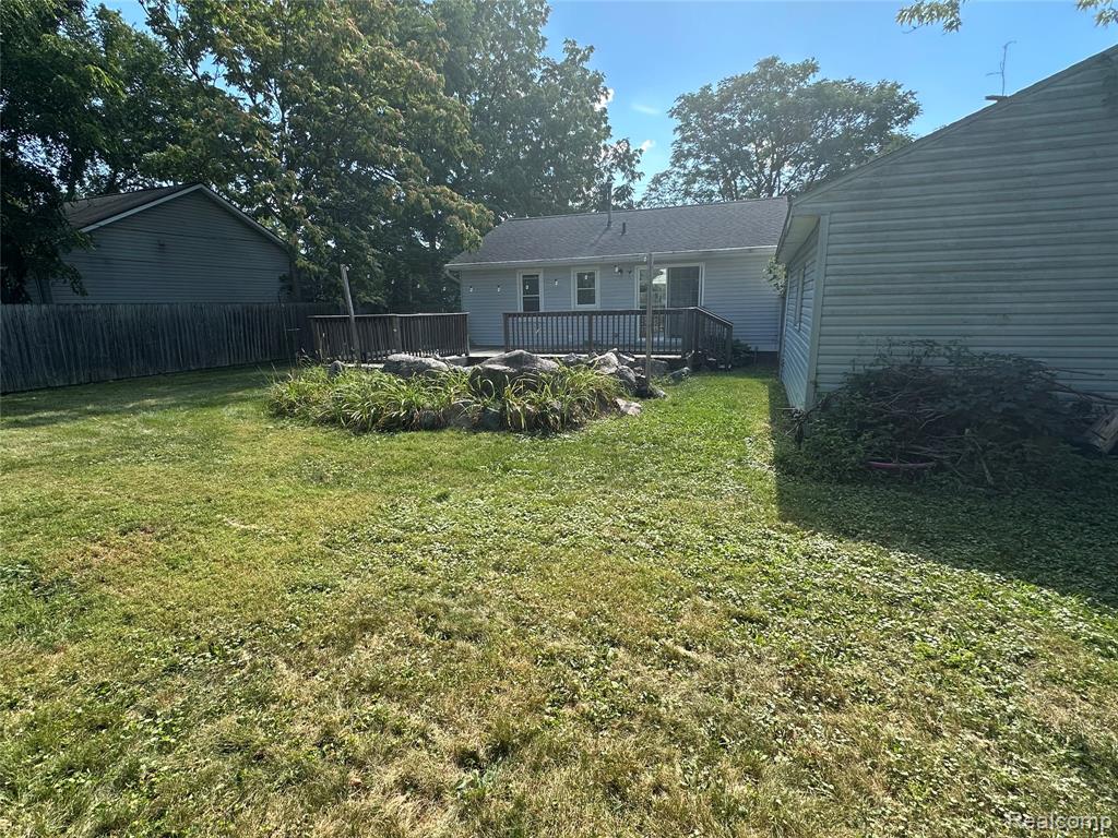 6426 Williams Lake Road, Waterford, MI 48329 — Photo 5
