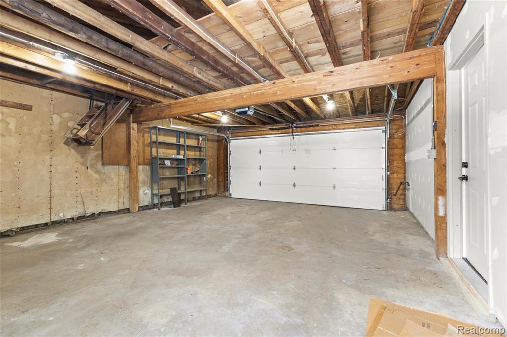 5348 Burgundy Drive, Clarkston, MI — Photo 34