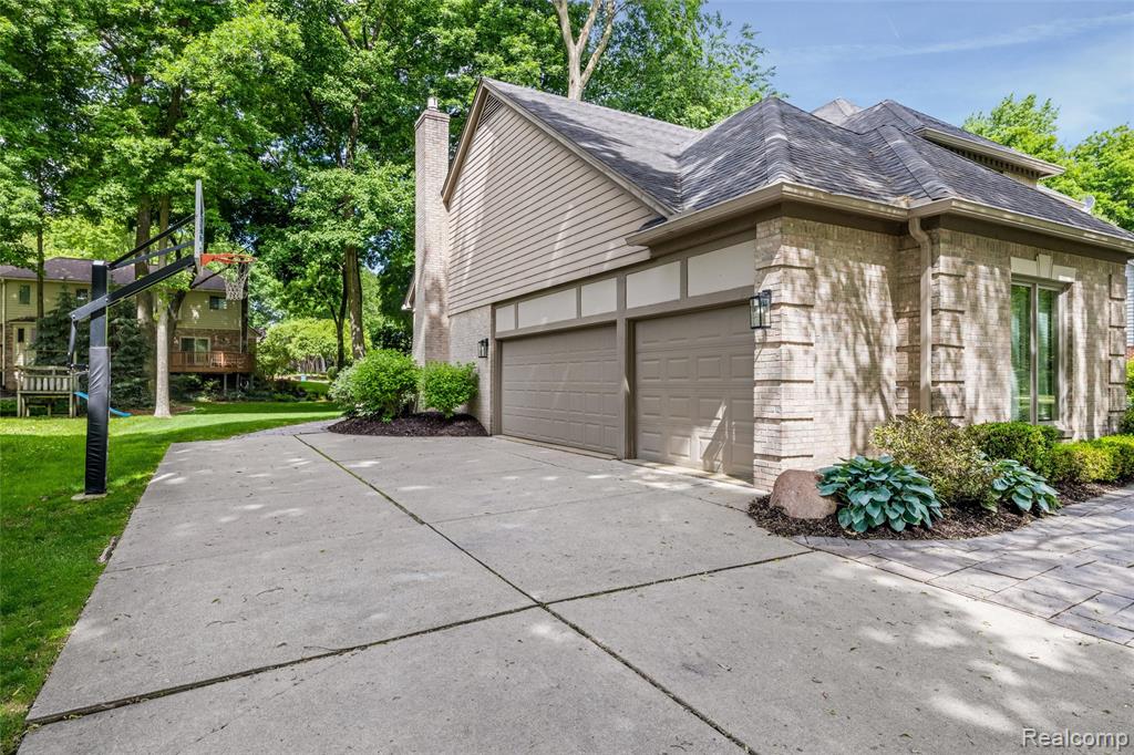 6577 Crabapple, Troy, MI 48098 — Photo 4