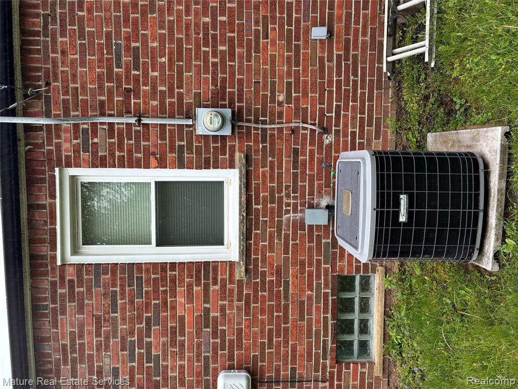 13585 Rockdale Street, Detroit, MI 48223 — Photo 9