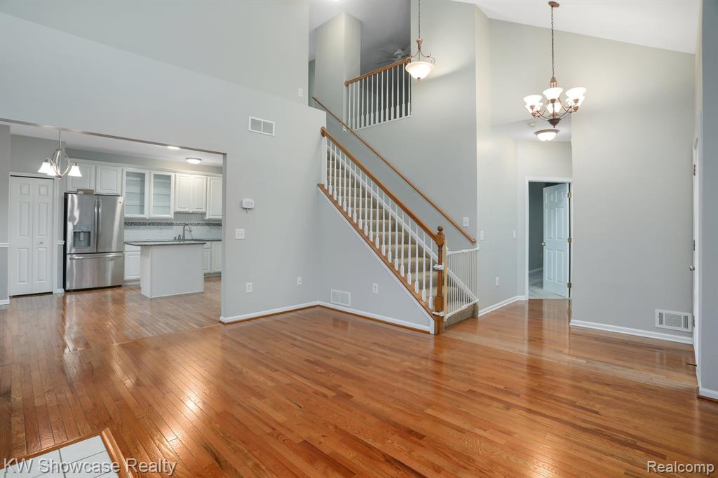 43104 PROVIDENCE Lane, Canton, MI 48188 — Photo 7