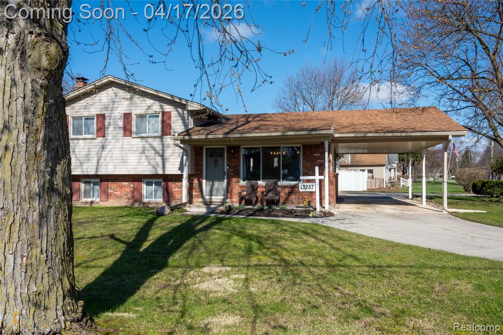 13257 Strong Boulevard, South Rockwood, MI — Photo 4