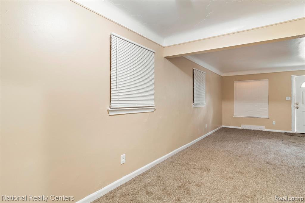 15391 APPOLINE Street, Detroit, MI 48227 — Photo 6