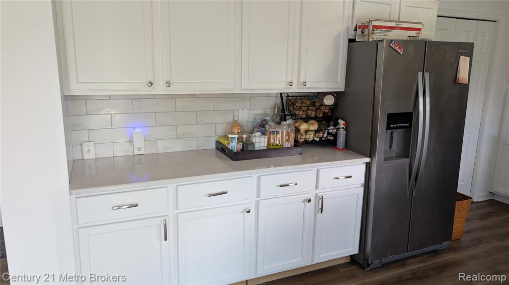 6138 Deer Park Pass, Grand Blanc, MI 48439 — Photo 8