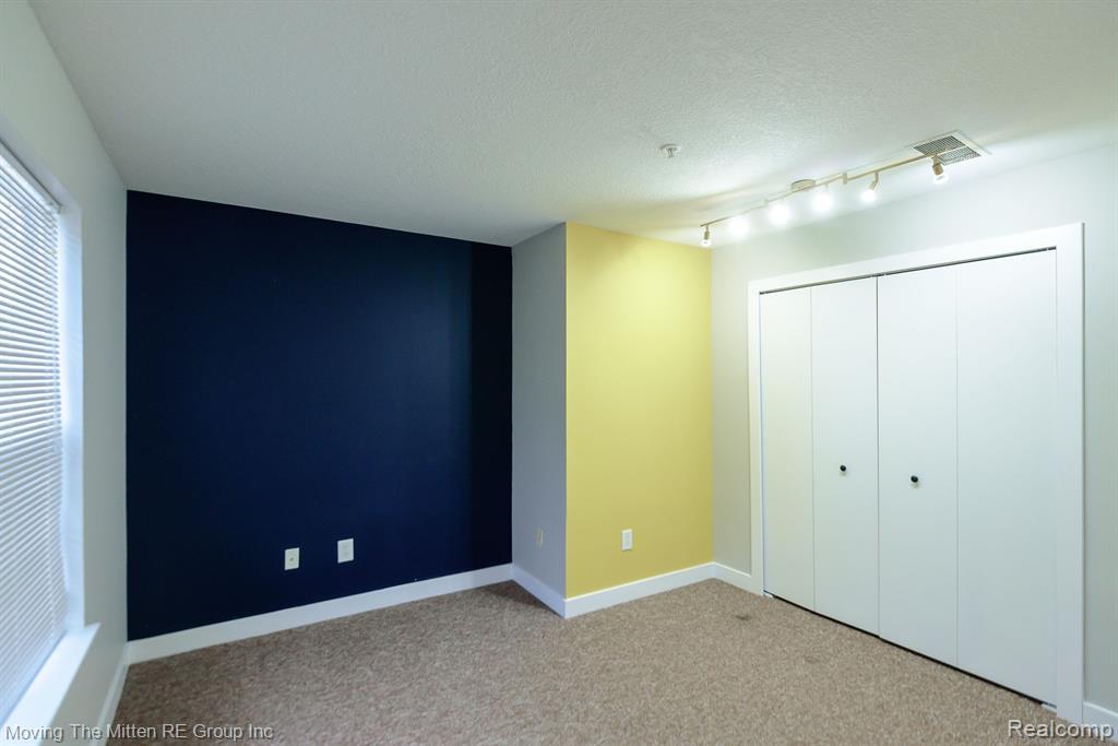 4109 INVERNESS Street, Dexter, MI 48130 — Photo 20