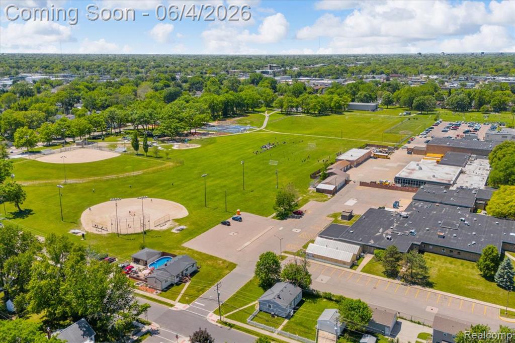 63 W Mahan Avenue, Hazel Park, MI 48030 — Photo 35