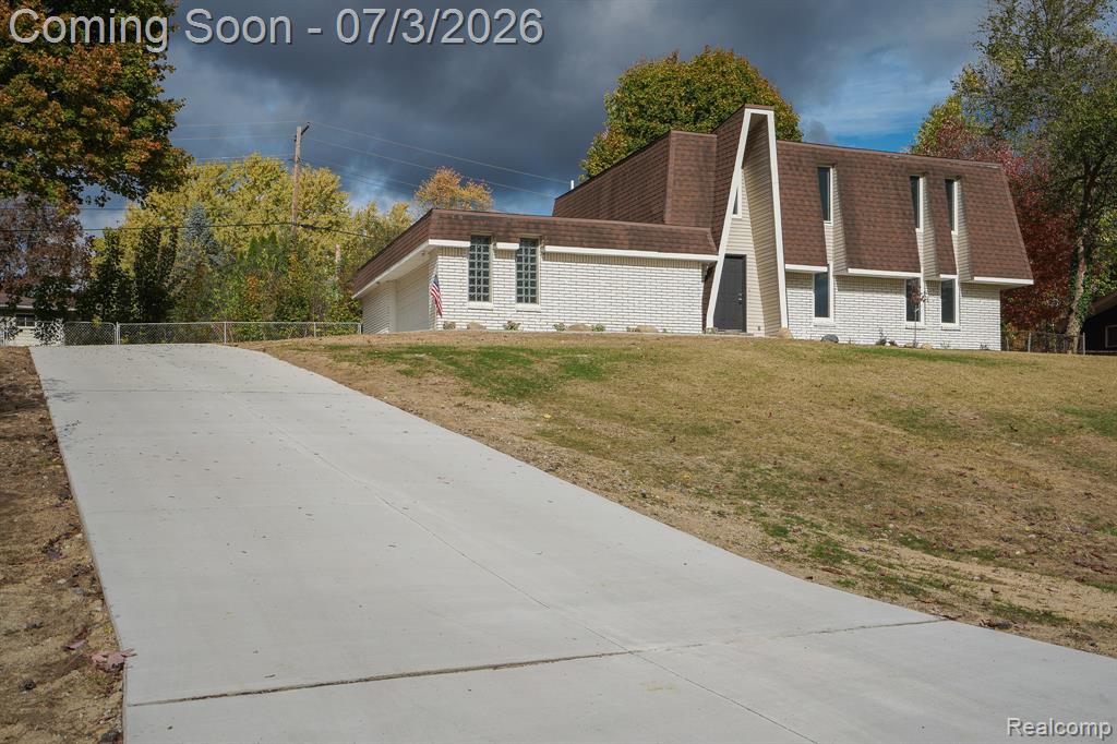 6578 Greene Haven Drive, Clarkston, MI 48348 — Photo 2