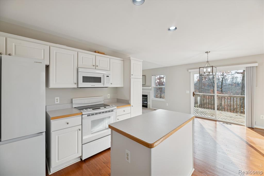 2607 S Moonglow Court, 35, Hartland, MI 48353 — Photo 17
