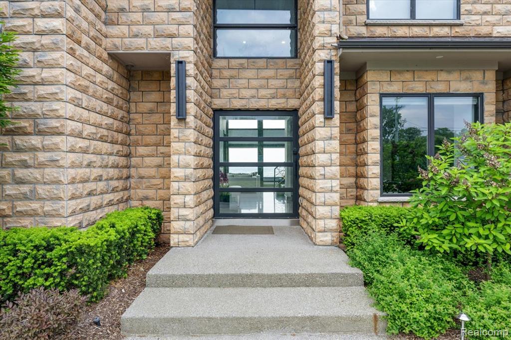8349 Dixie Highway, Ira, MI — Photo 10