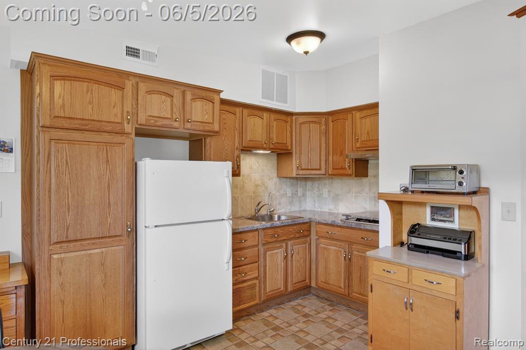 28745 Avondale Street, Inkster, MI 48141 — Photo 25
