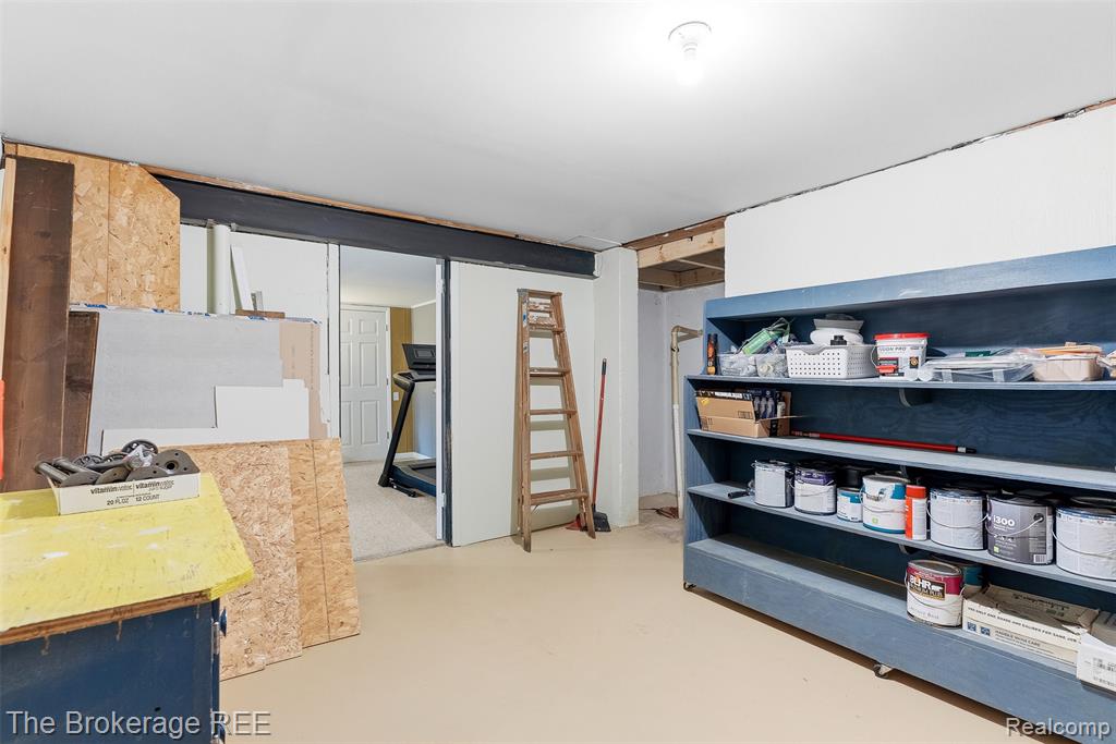 6509 Silver Lake Road, Linden, MI 48451 — Photo 35