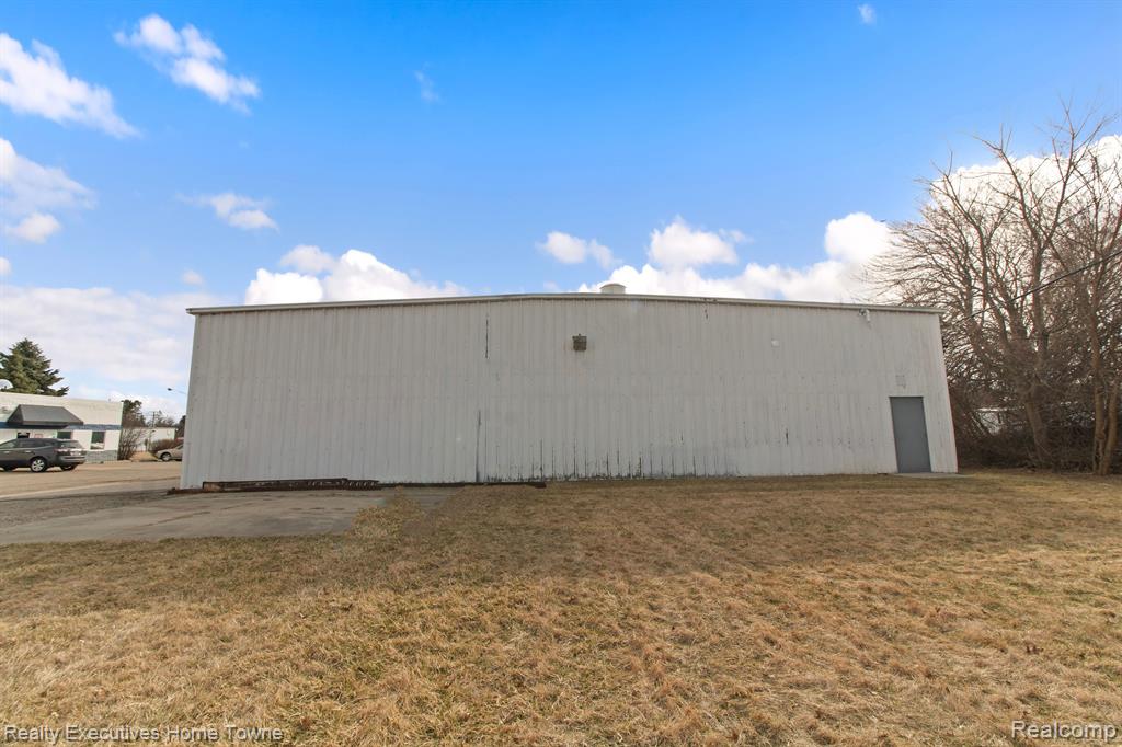 840 WHITNEY Drive, Lapeer, MI 48446 — Photo 41