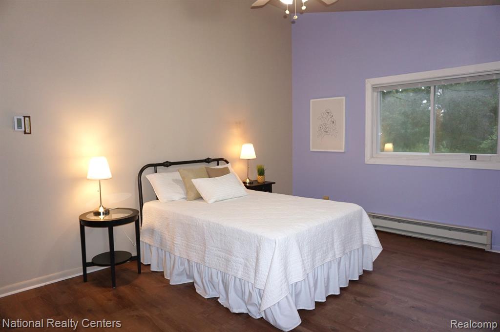 4858 GRANDVIEW Drive, Ypsilanti, MI 48197 — Photo 19