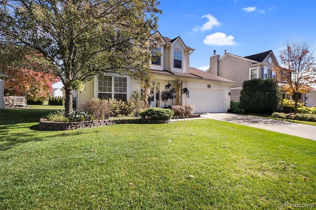 942 Westbrooke Drive, South Lyon, MI 48178 — Photo 2