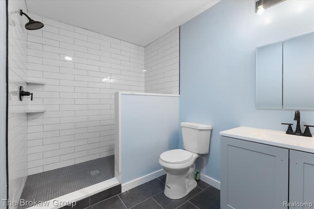 4062 N Belsay Road, Flint, MI 48506 — Photo 19