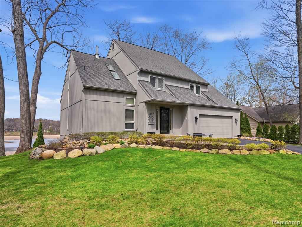 4965 Grover Drive, Brighton, MI 48116 — Photo 39