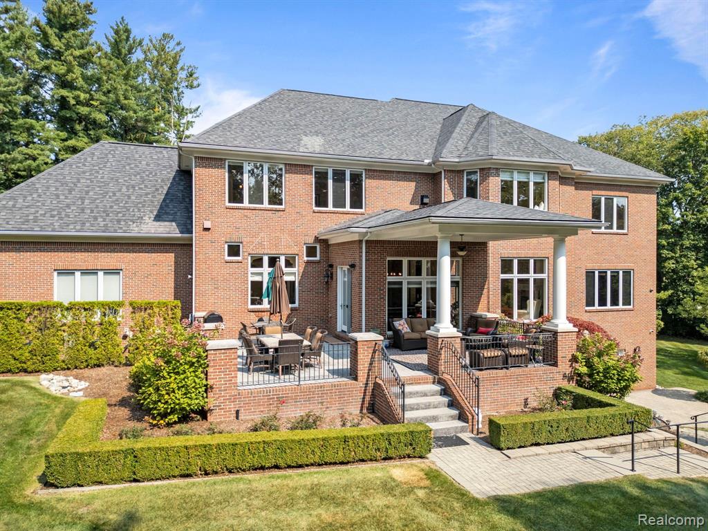 810 HIGHWOOD Drive, Bloomfield Hills, MI 48304 — Photo 43