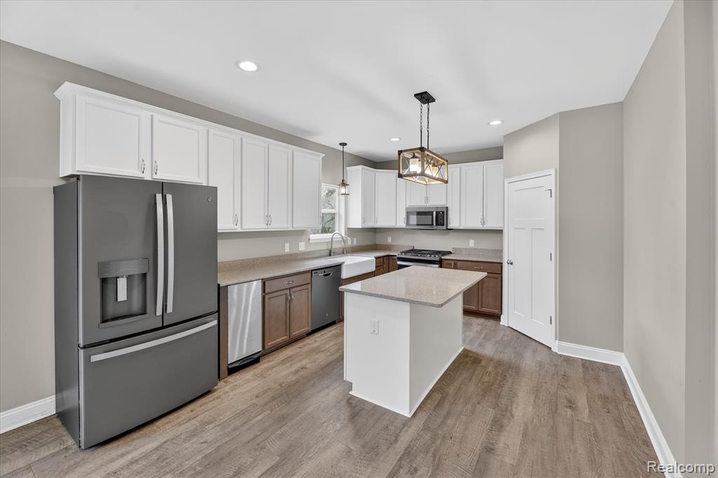 14131 Eastview Drive, Fenton, MI 48430 — Photo 17