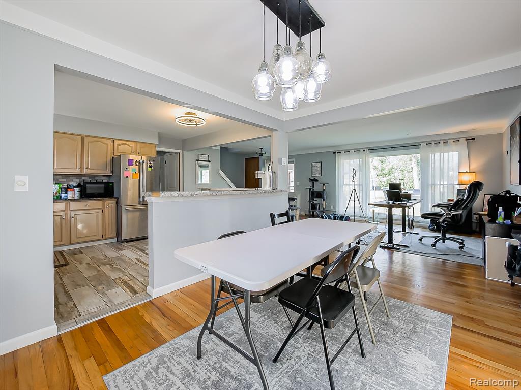 15958 Shadyside Drive, Livonia, MI, 48154