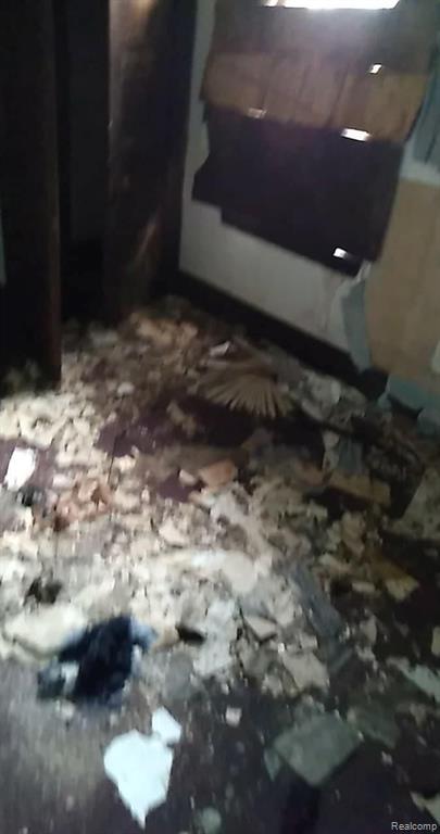 3489 SEYBURN Street, Detroit, MI, 48214