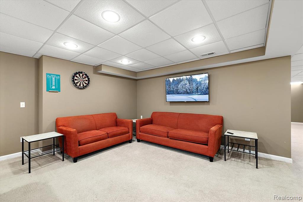 6591 Tree Knoll Drive, Troy, MI 48098 — Photo 43