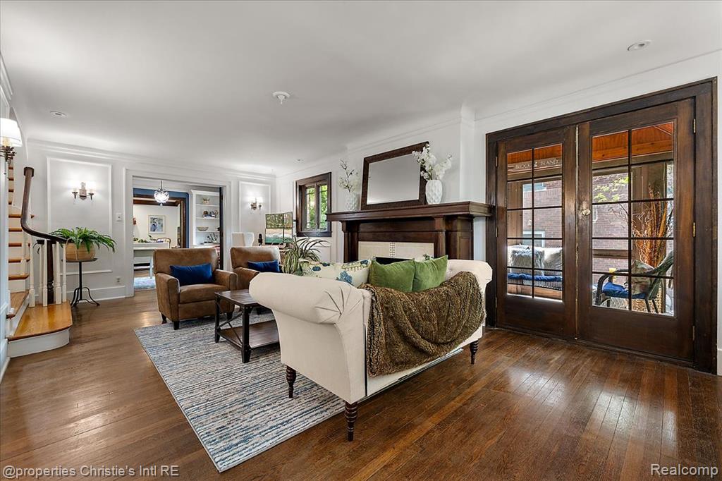 676 Washington Road, Grosse Pointe, MI 48230 — Photo 6