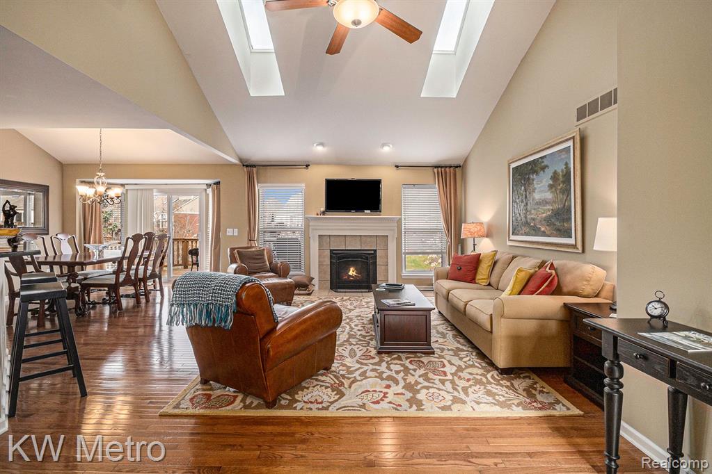 40637 LENOX PARK Drive, Novi, MI 48377 — Photo 5