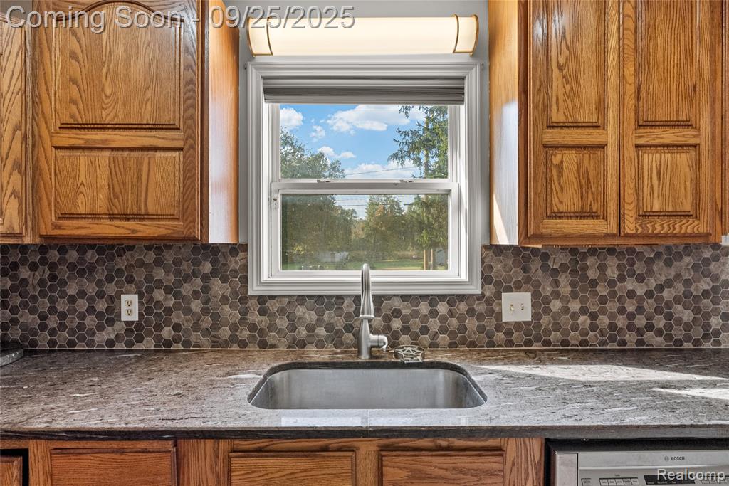 2085 Byrnes Drive, Clio, MI 48420 — Photo 9