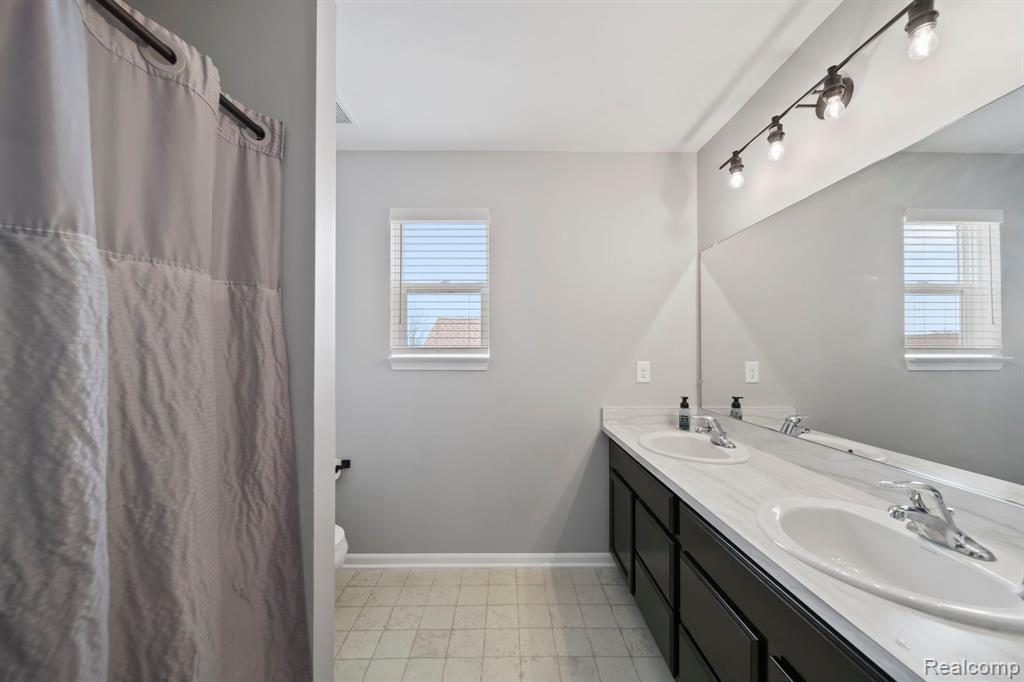 9166 BIRCH POINTE Drive, Newport, MI 48166 — Photo 36