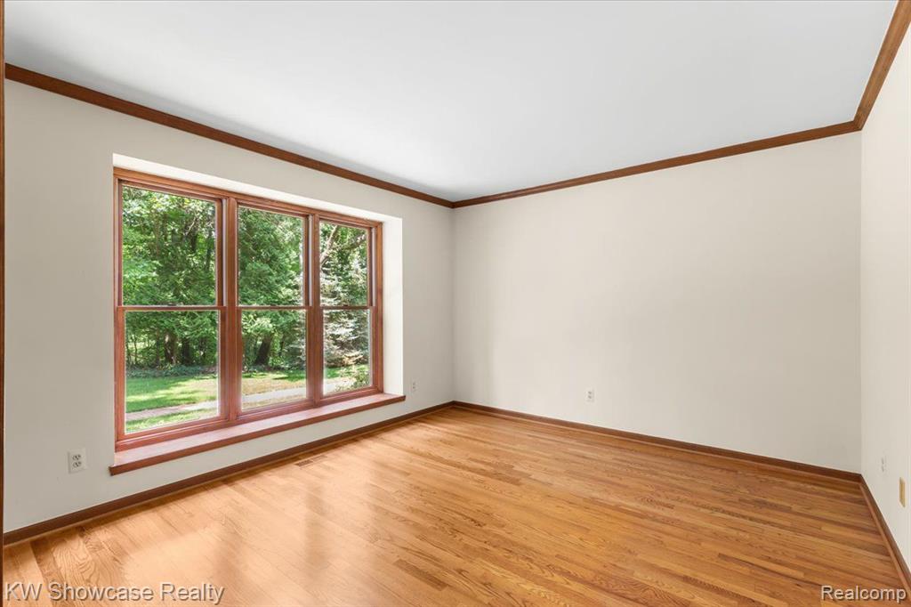 625 CUMBERLAND Trail, Milford, MI 48381 — Photo 15