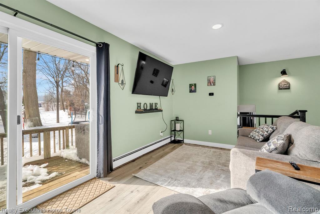 5851 Lakeshore Road, Fort Gratiot, MI 48059 — Photo 13