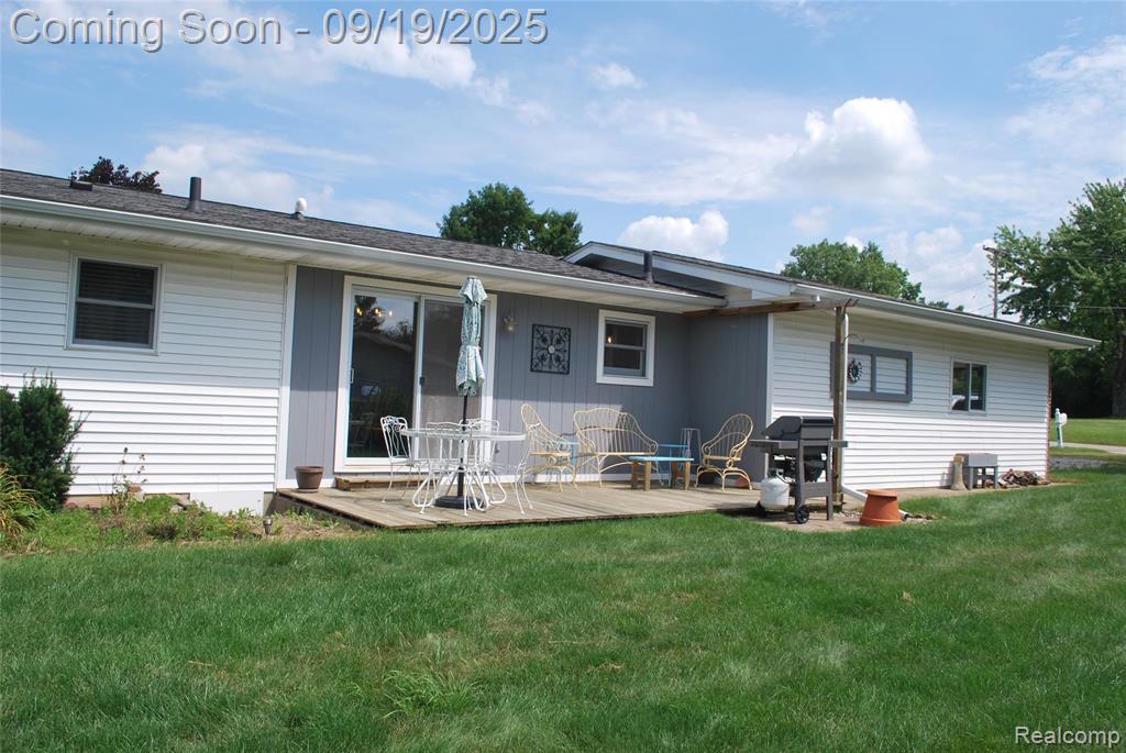 68 Meadow Lane, Lapeer, MI 48446 — Photo 8