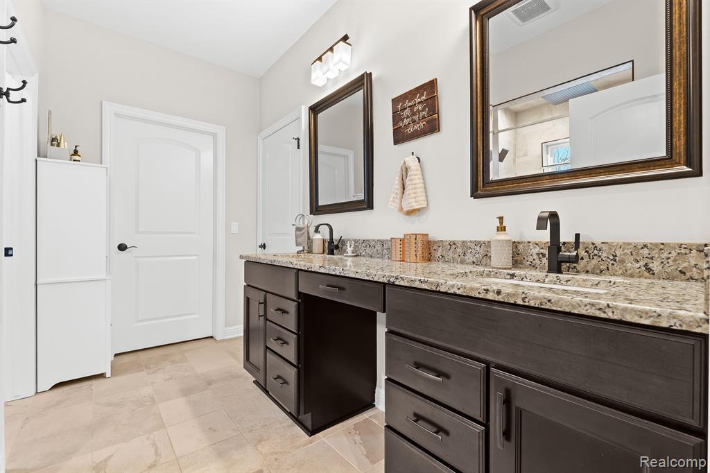 5899 CHILSON Road, Howell, MI 48843 — Photo 19