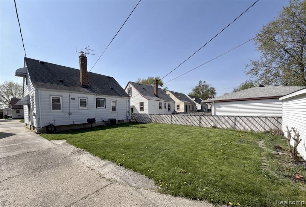 14257 MULBERRY Street, Southgate, MI 48195 — Photo 20